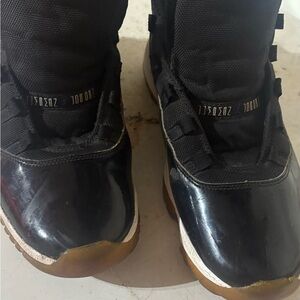 Jordan Black Sneakers Sleek Design